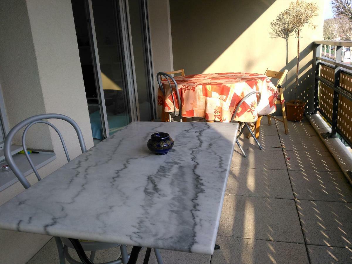 Appartement F3 Avec Parking Privee Saint-Priest  Zewnętrze zdjęcie