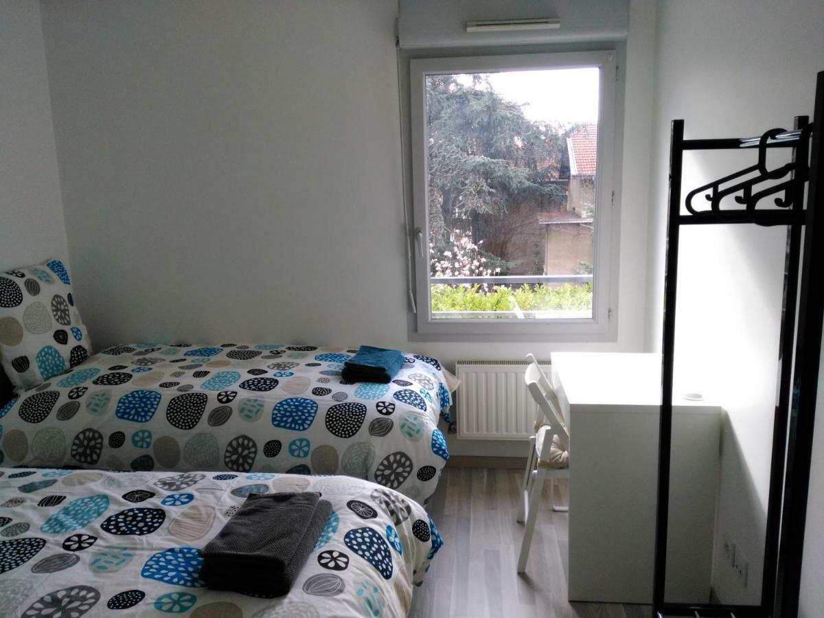 Appartement F3 Avec Parking Privee Saint-Priest  Zewnętrze zdjęcie