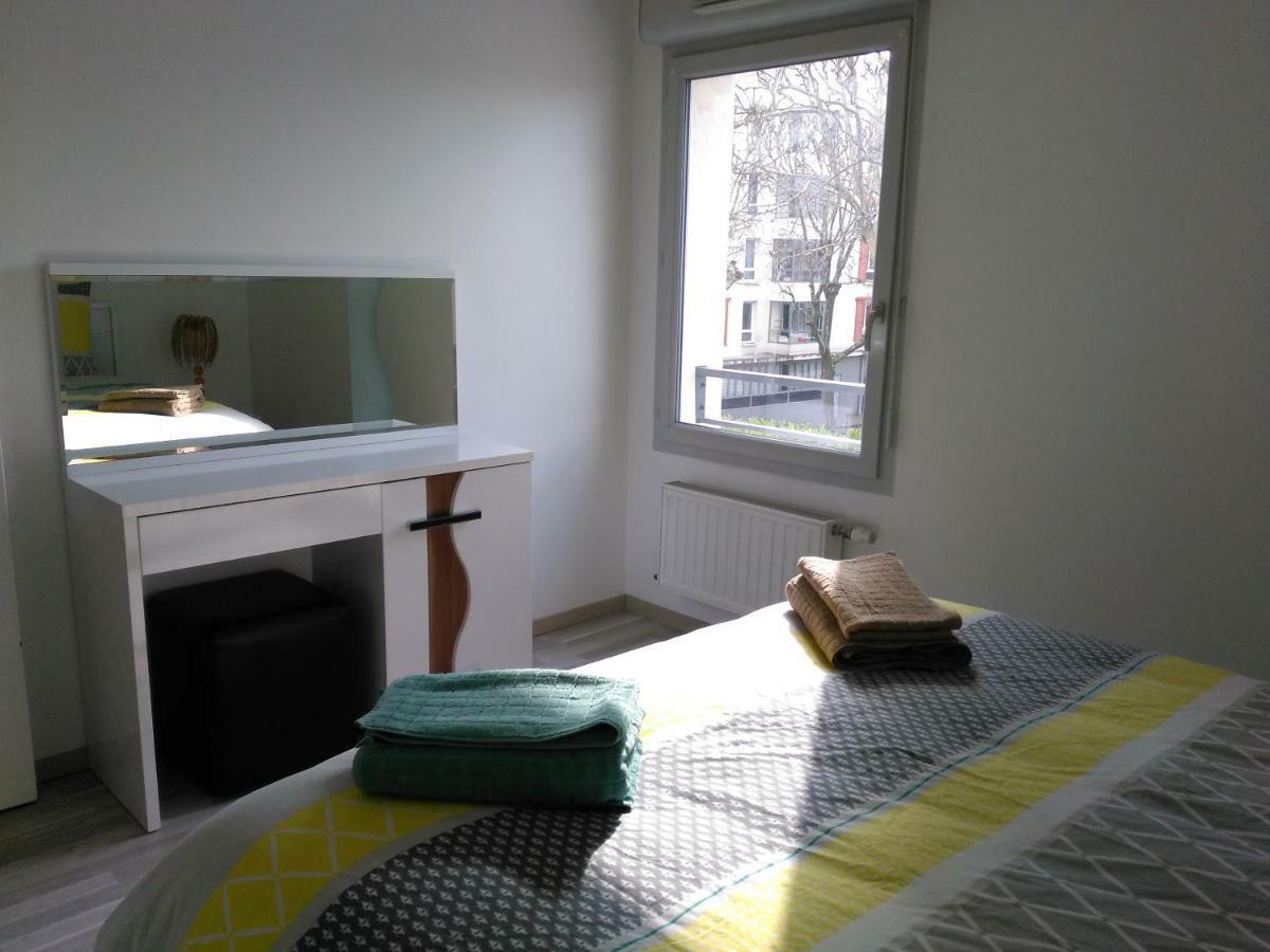 Appartement F3 Avec Parking Privee Saint-Priest  Zewnętrze zdjęcie